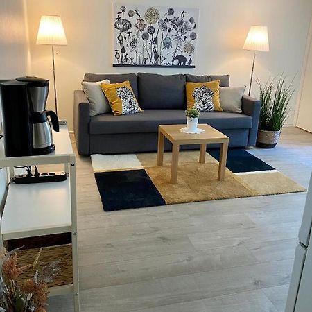 1 Rums-Laegenheter, Gangavstand Till Stroemstads Centrum Luaran gambar
